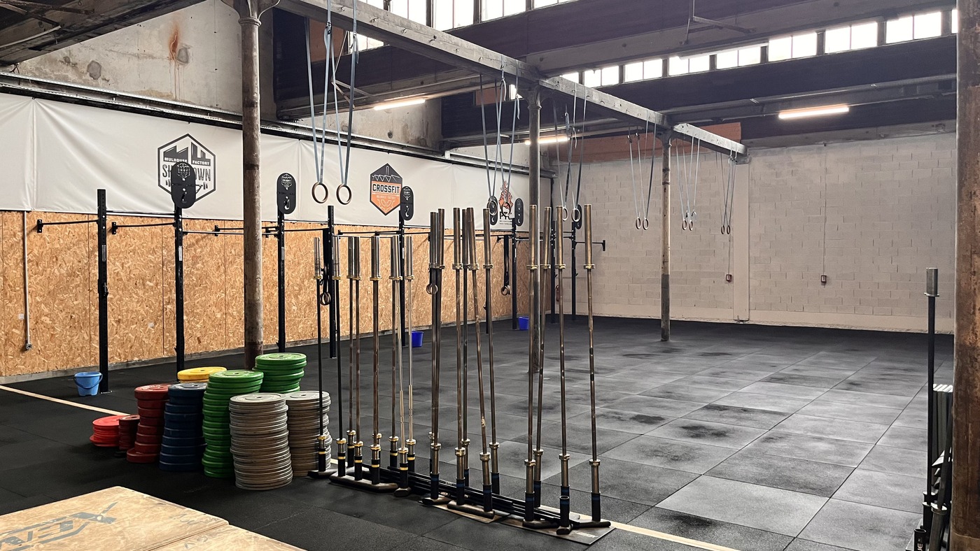 Venez découvrir ou pratiquer le CrossFit en Alsace à Mulhouse dans un box de CrossFit affiliée CROSSFIT MULHOUSE FACTORY.
